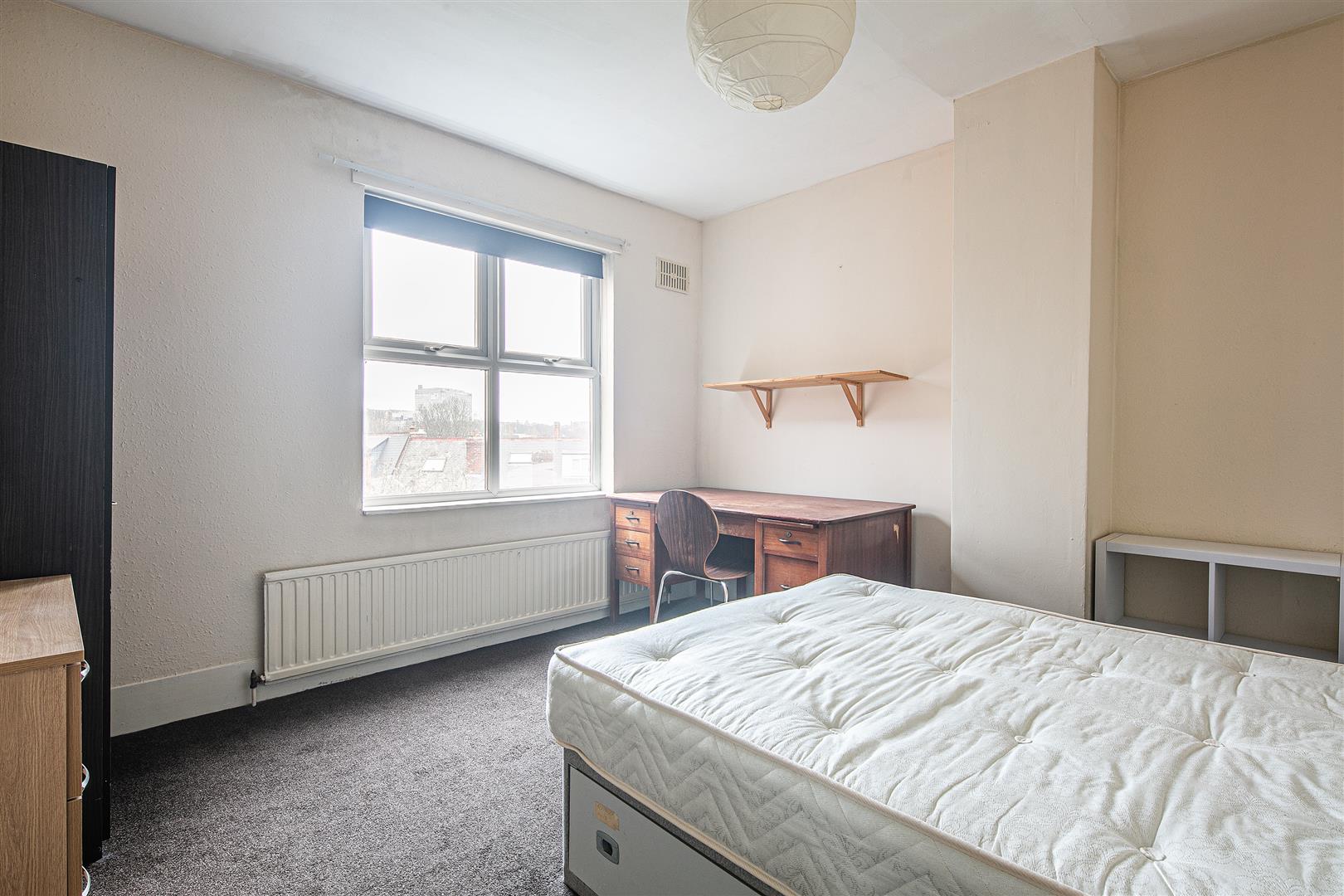 18, Westbrook Bank, Sheffield, S11 8YJ