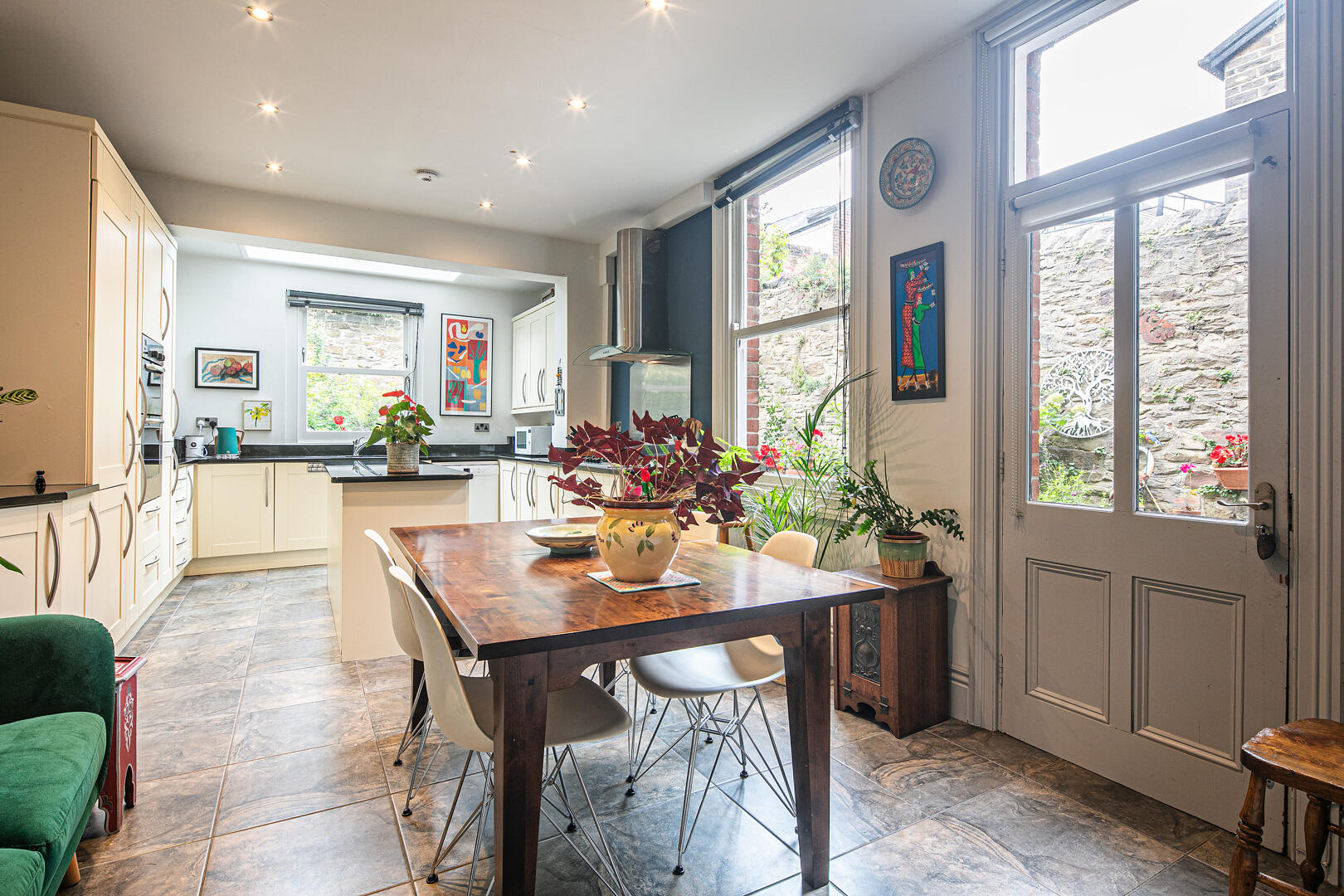 251, Western Road, Crookes, Sheffield, S10 1LE