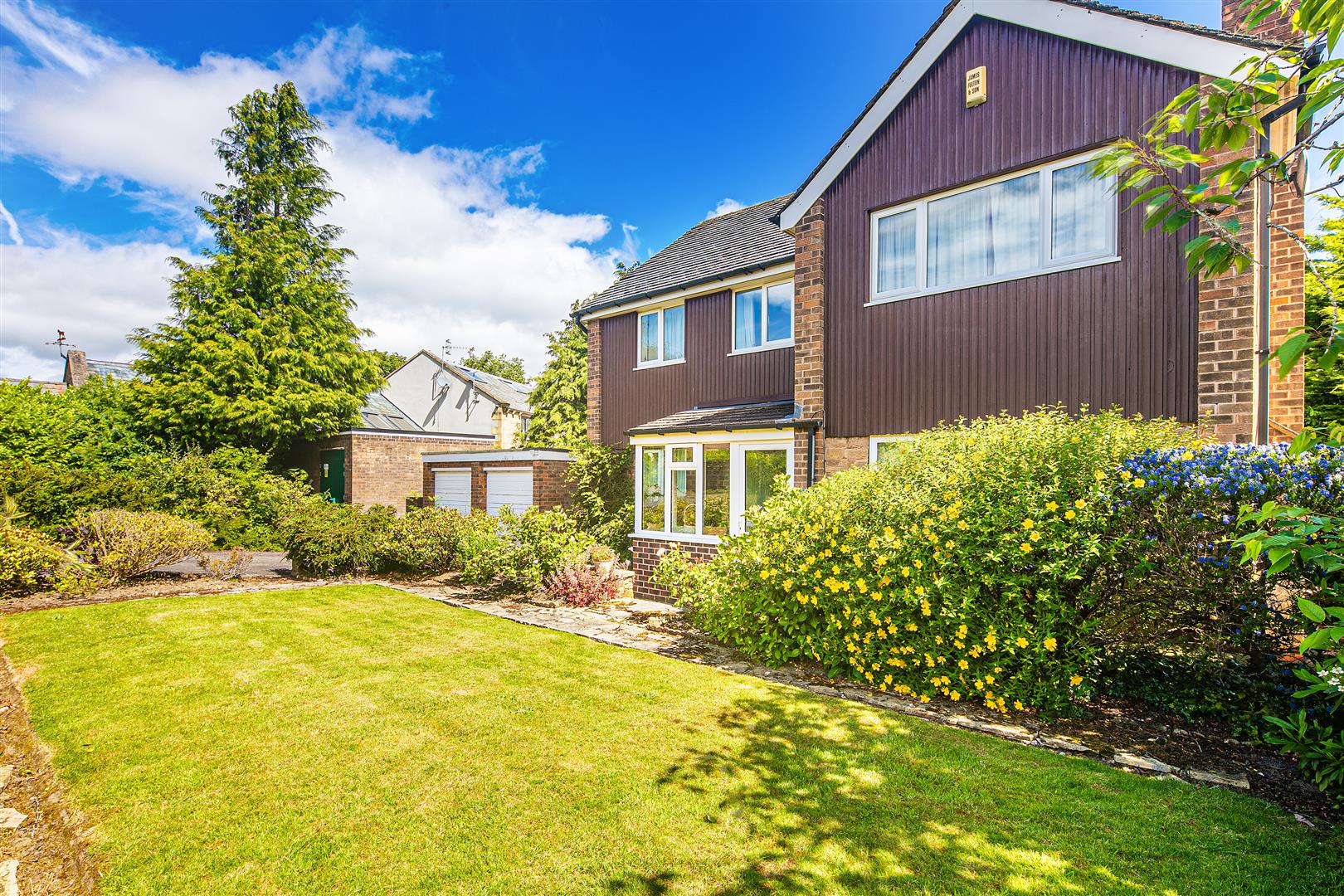 1, Burnt Stones Close, Sheffield, S10 5TS