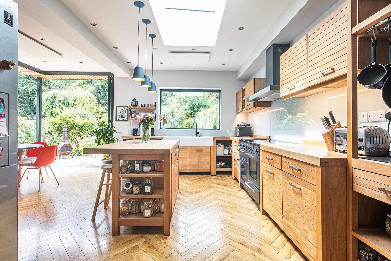 121, Dobcroft Road, Sheffield, S7 2LT