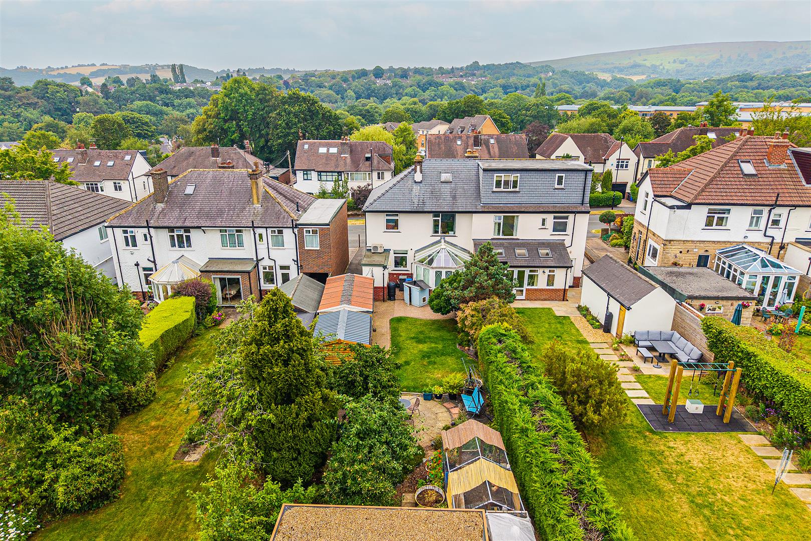 44, Furniss Avenue, Dore, Sheffield, S17 3QL