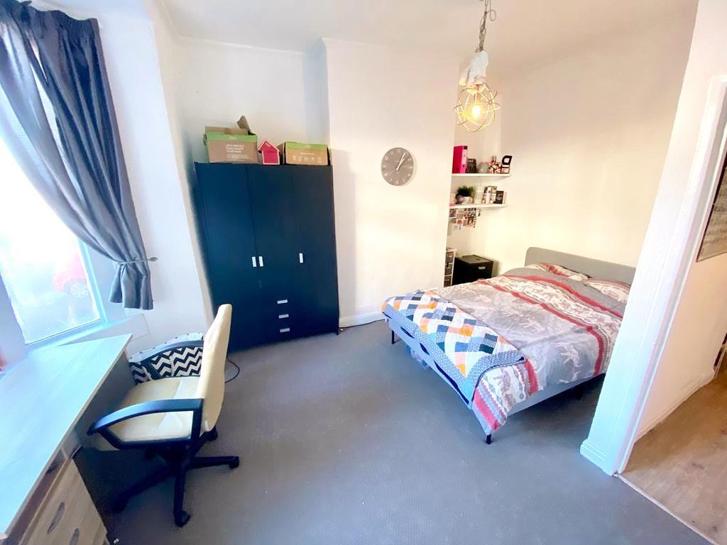 197, Springvale Road, Common Side, Sheffield, S6 3NT
