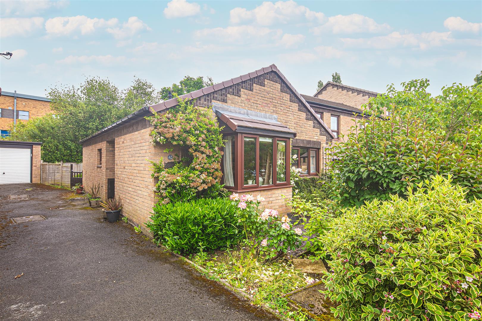 42, Wessex Gardens, Dore, Sheffield, S17 3PQ