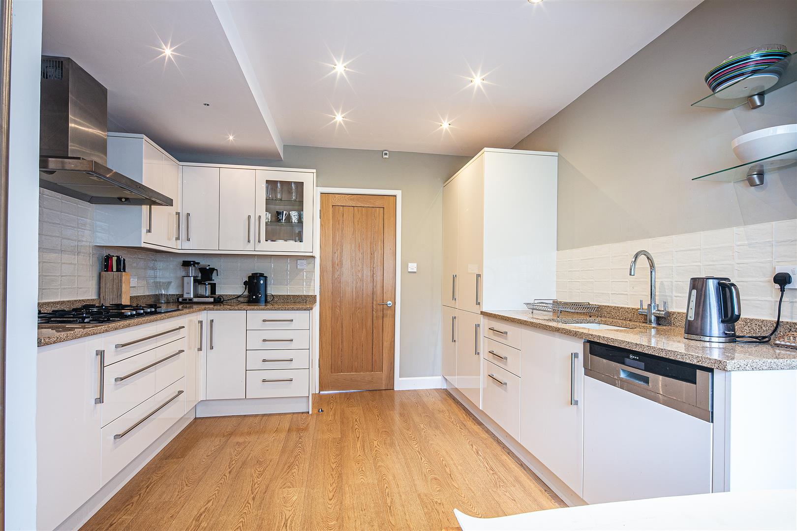 10, Old Hay Lane, Dore, Sheffield, S17 3GN