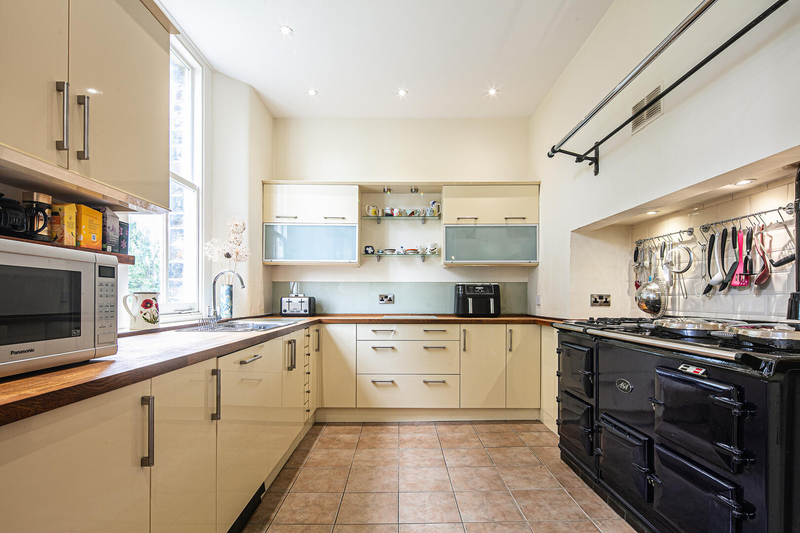 24, Lawson Road, Sheffield, S10 5BW