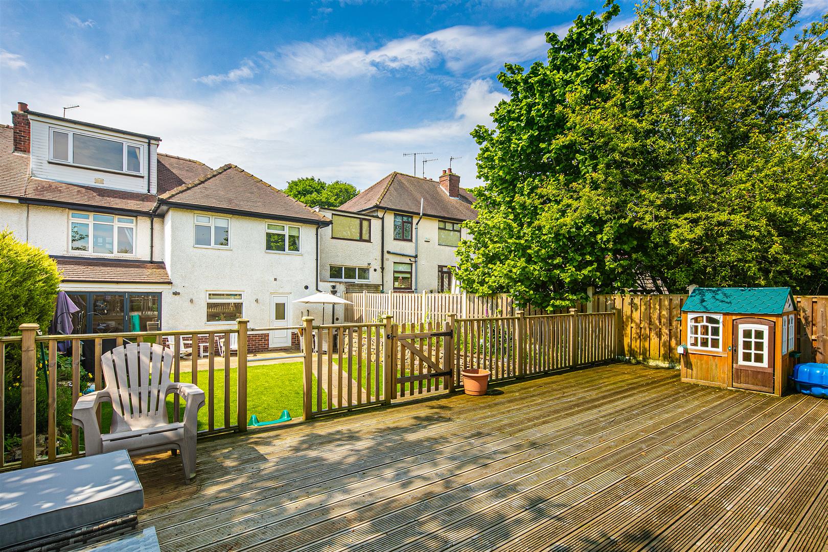 28, Abbeydale Park Rise, Dore, Sheffield, S17 3PD