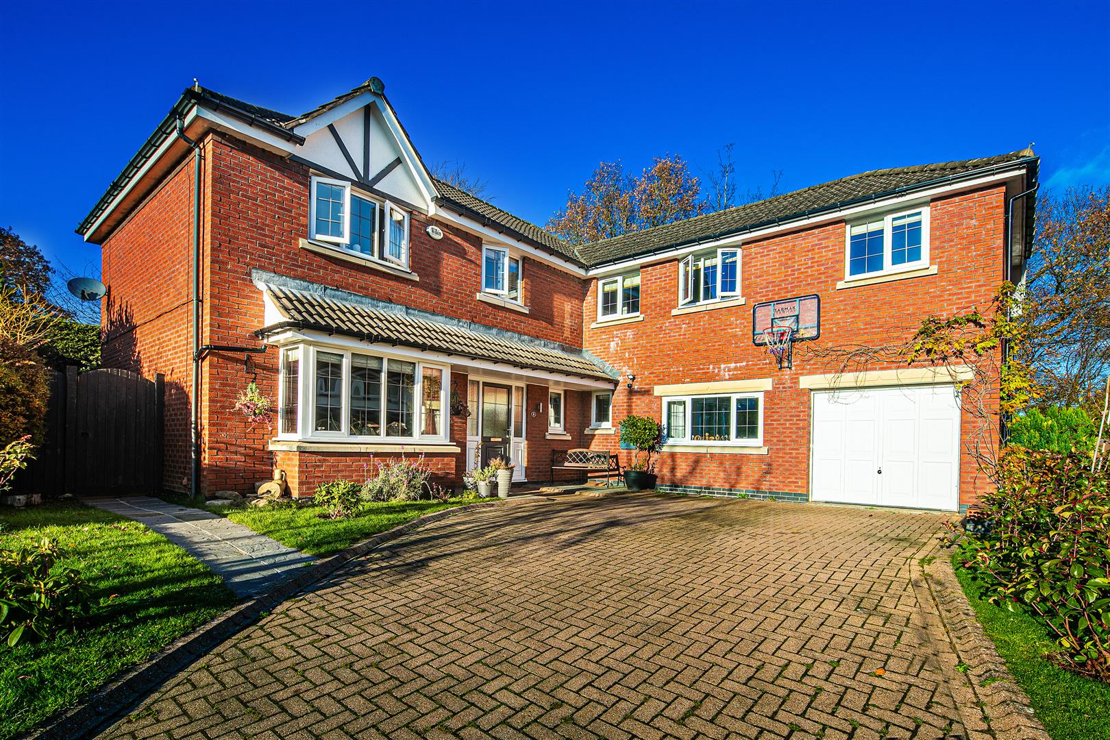 9, Ashfurlong Park, Dore, Sheffield, S17 3LD