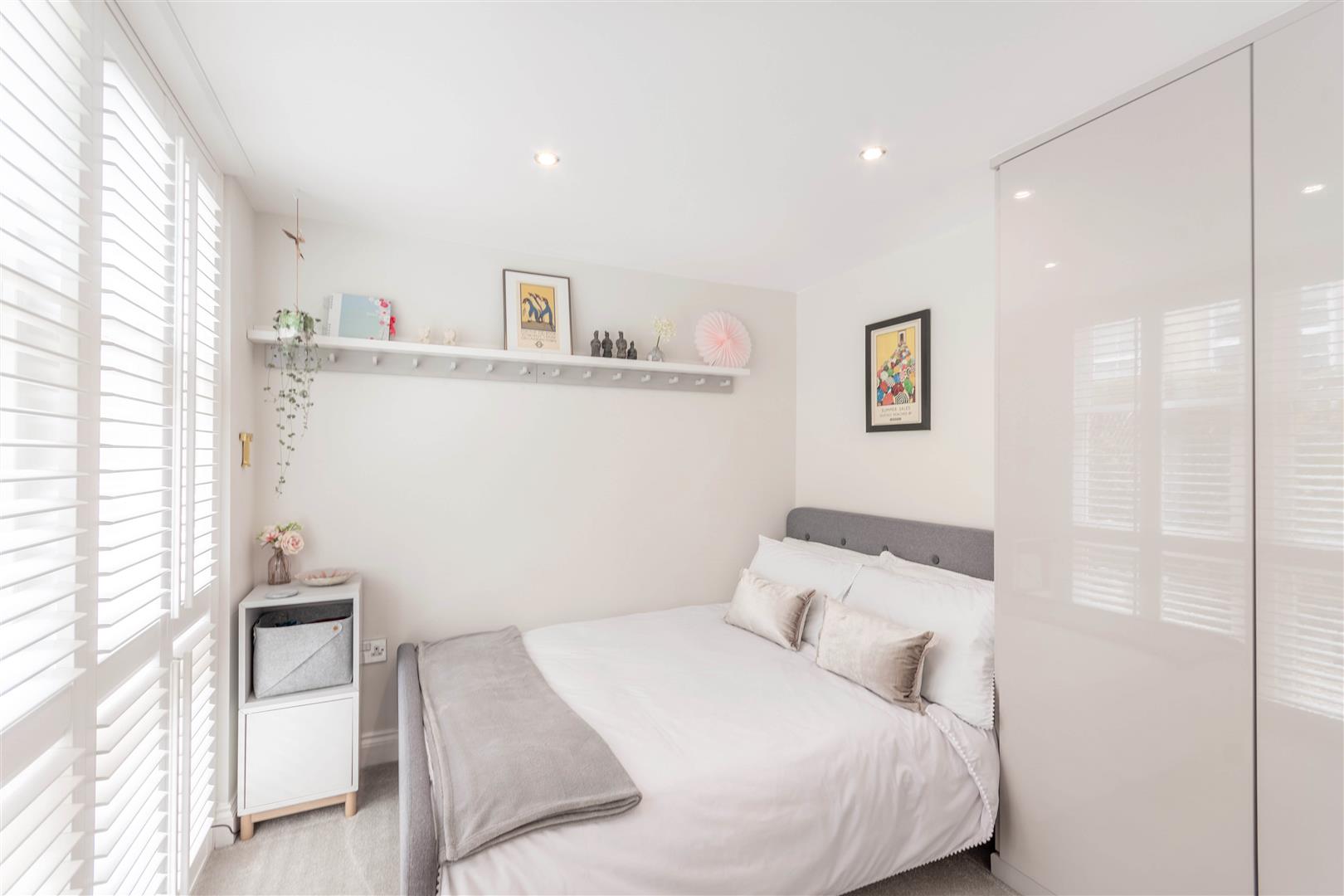 7, Osborne Walk, Brincliffe, Sheffield, S11 9EP