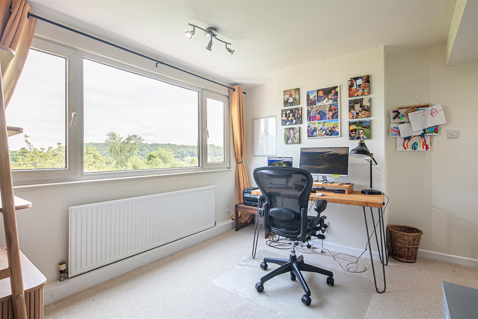 28, Abbeydale Park Rise, Dore, Sheffield, S17 3PD