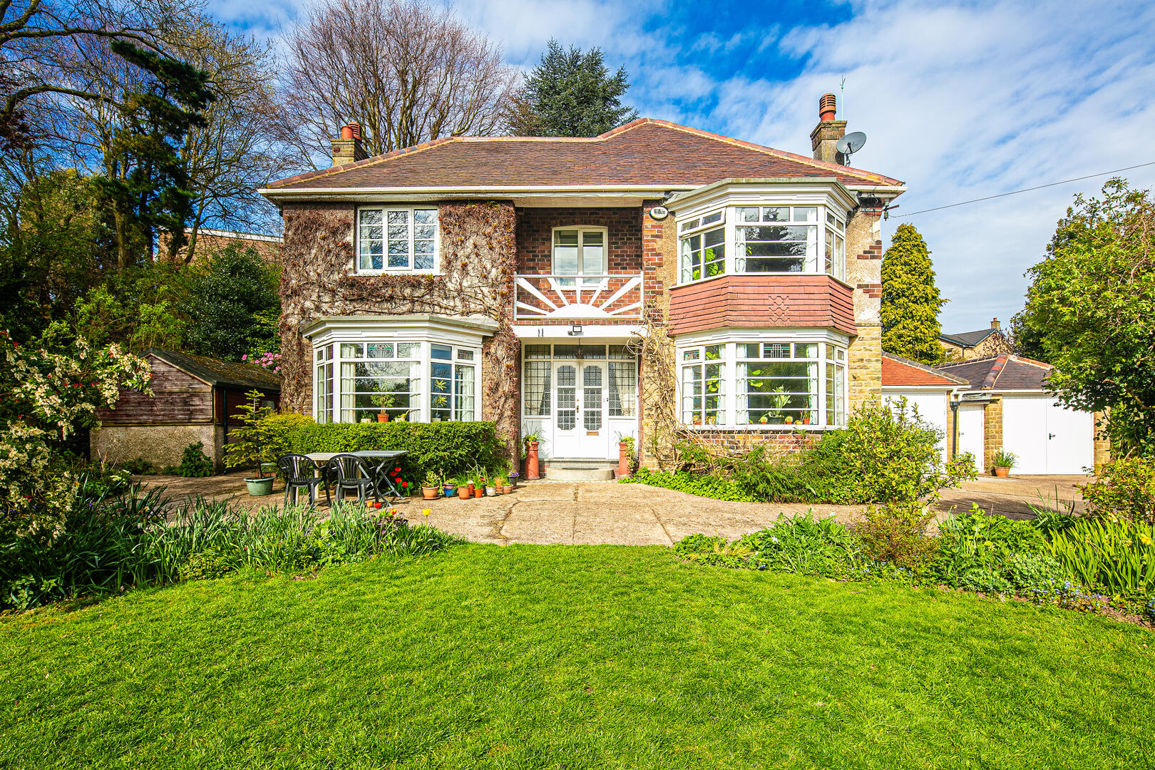 2, Carr Bank Drive, Sheffield, S11 7FD