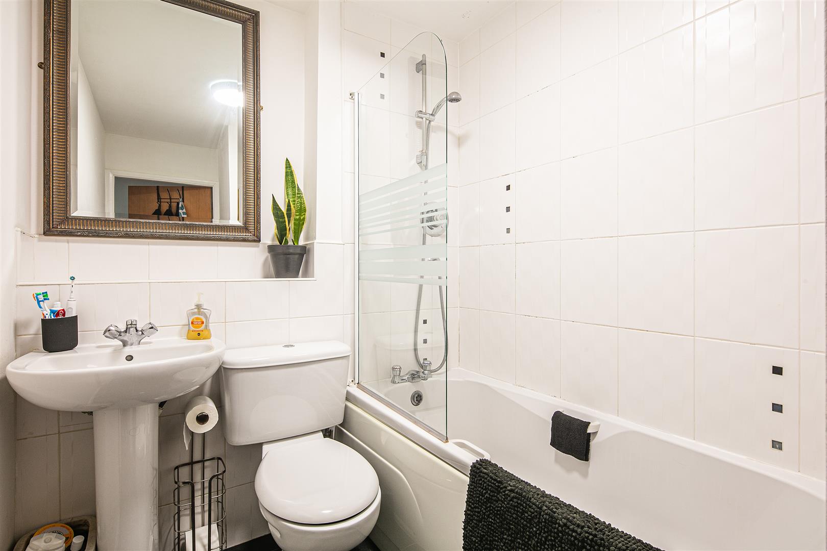 15, Kyle Close, Renishaw, Sheffield, S21 3WW