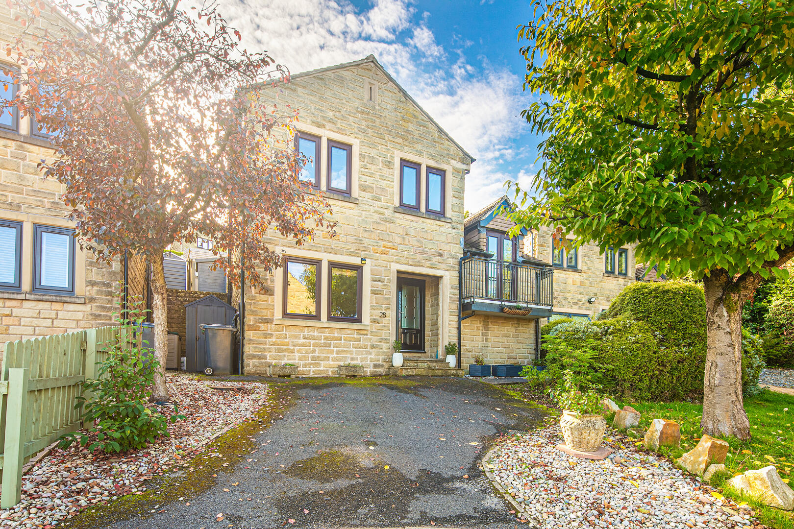 28, Robin Hood Chase, Stannington, Sheffield, S6 6FH