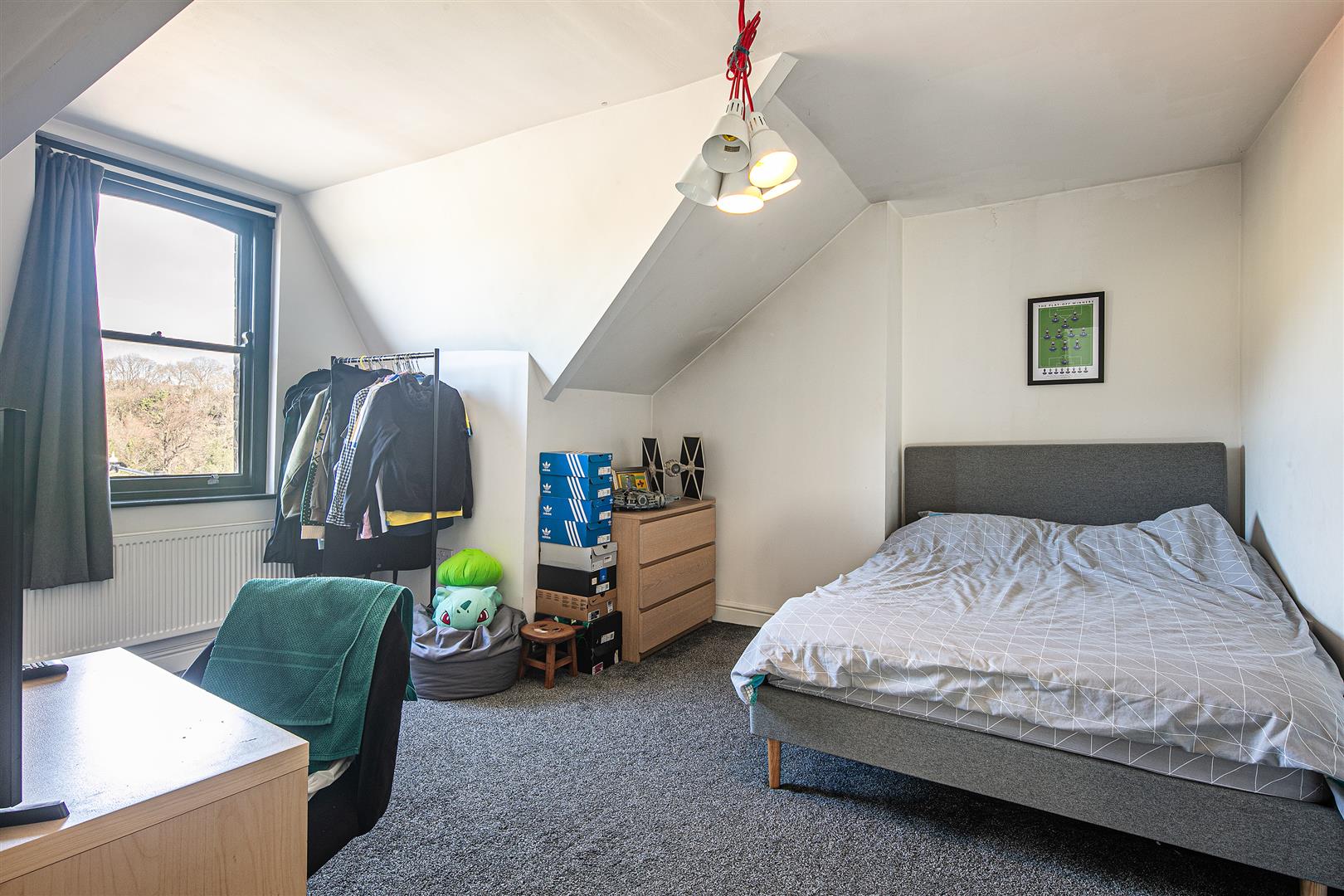 733, Ecclesall Road, Sheffield, S11 8TG