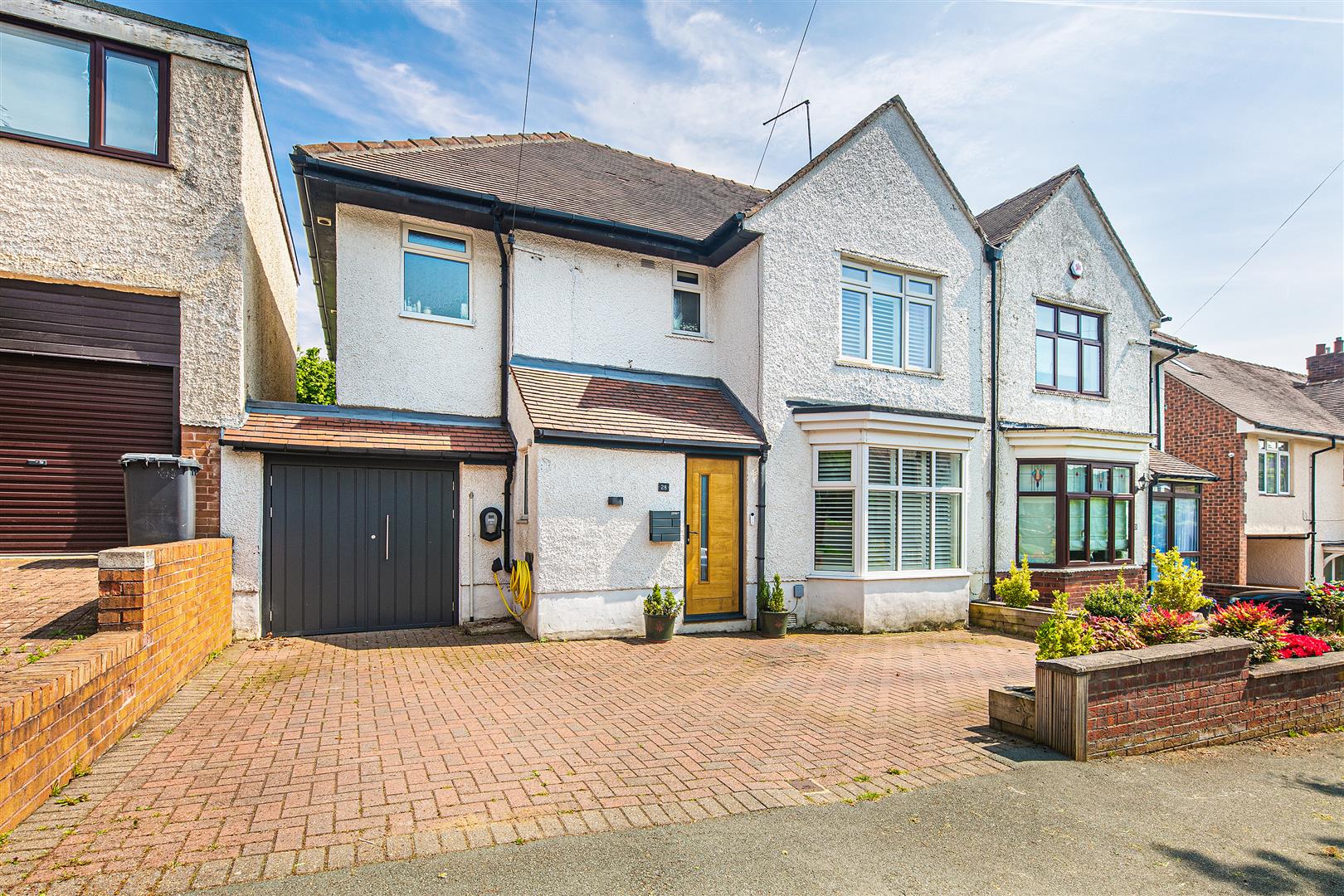 28, Abbeydale Park Rise, Dore, Sheffield, S17 3PD