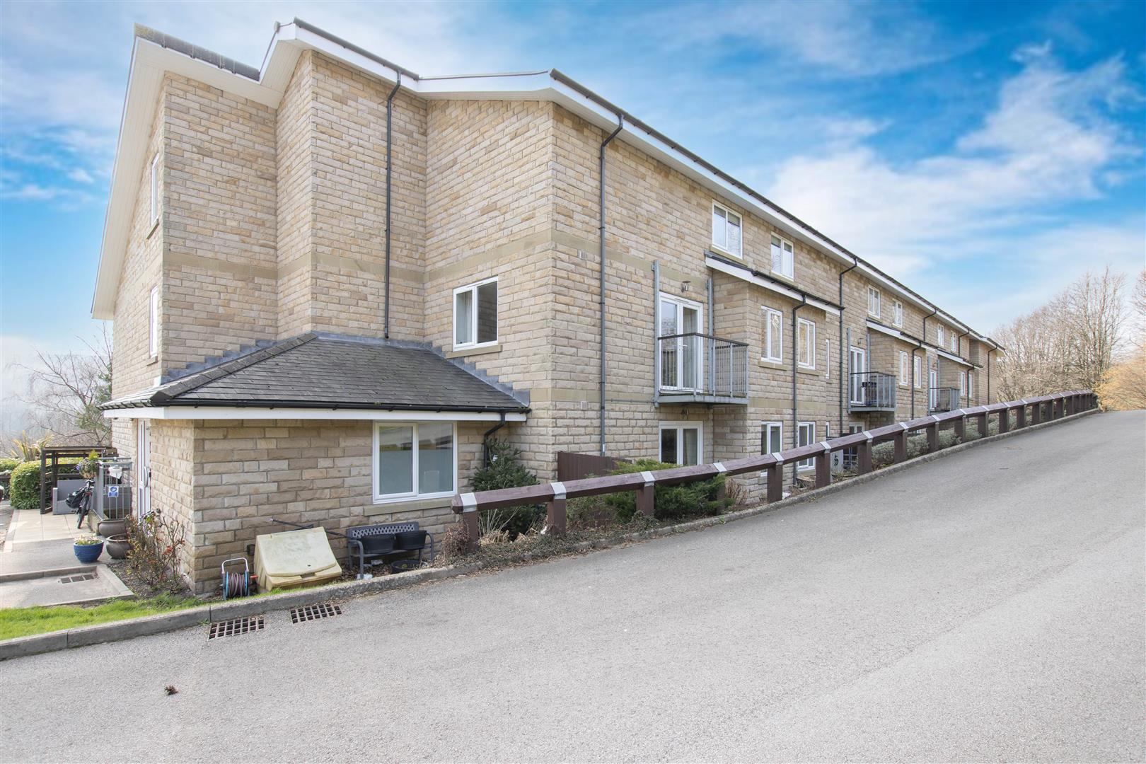 Fairthorn Retirement Apartments, Apt 22 Fairthorn,, Dore, Sheffield, S17 3AJ