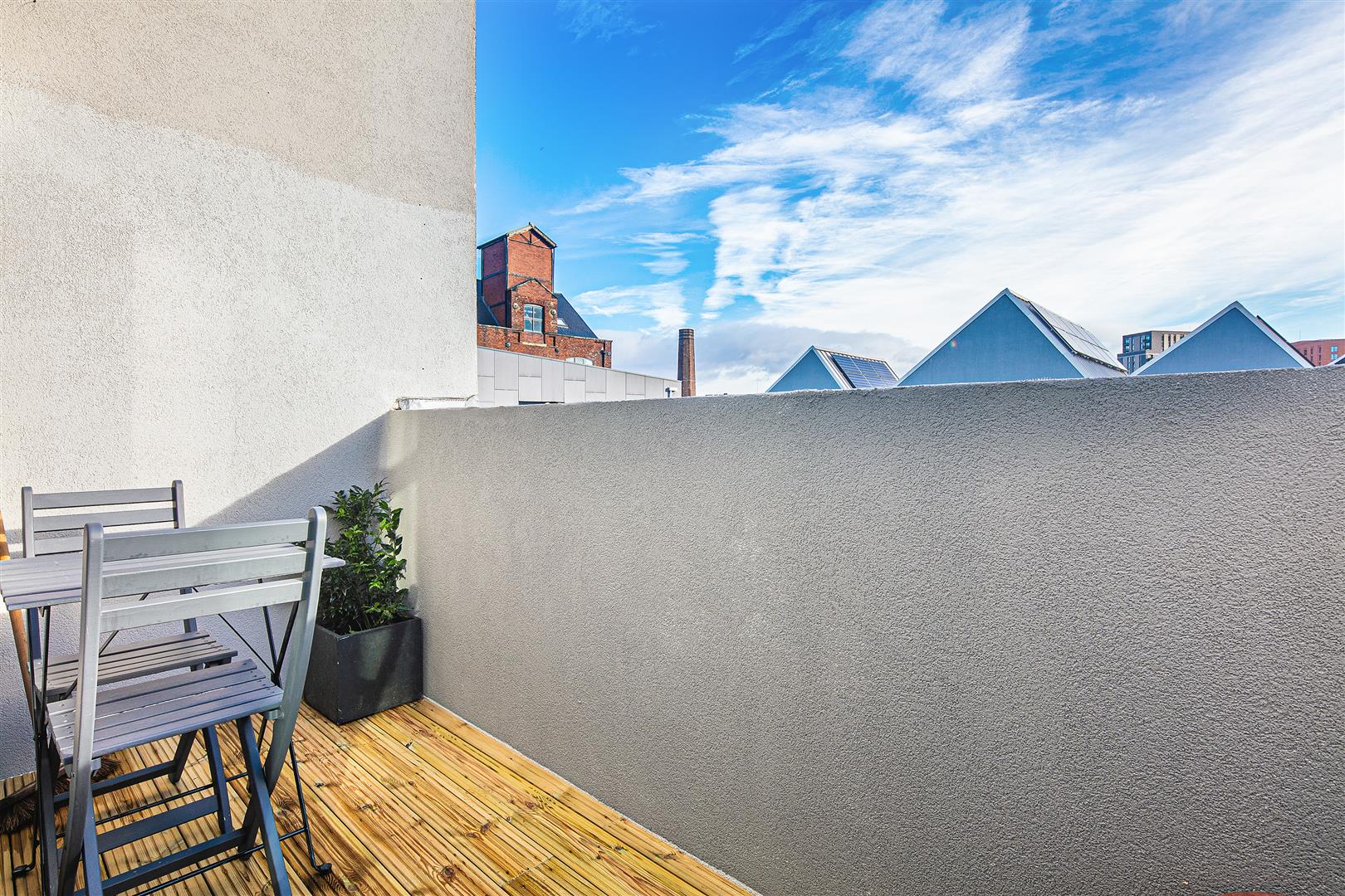 9, Lizzie Lane, Sheffield, S3 8AZ