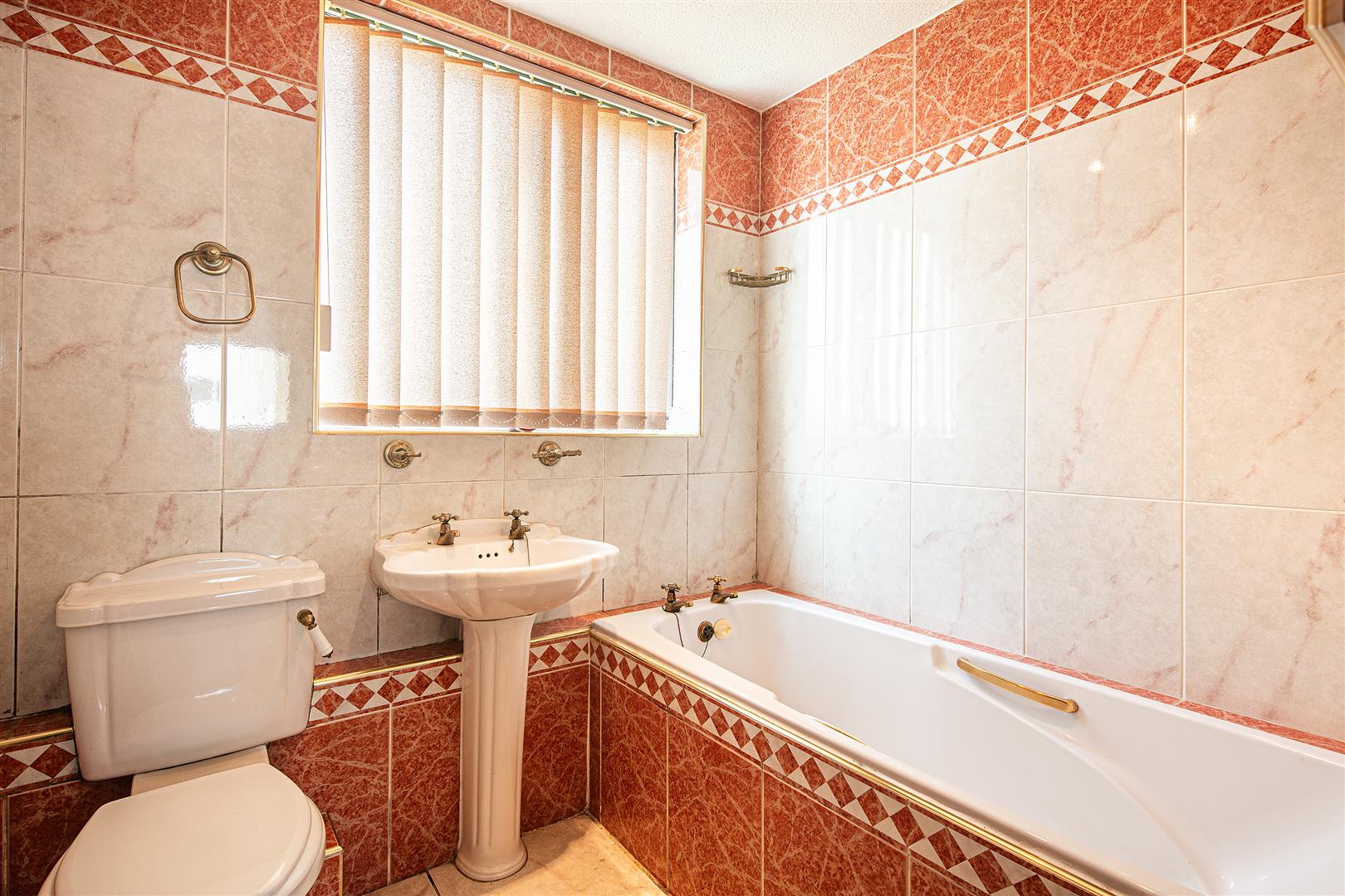 48, The Glen, Sheffield, S10 3FN