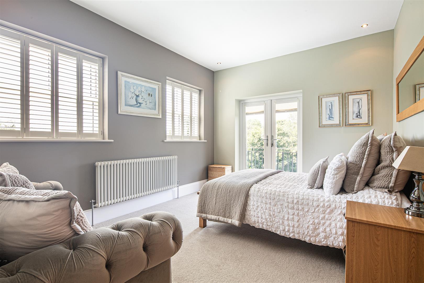 Rock Mount, Lindrick Dale, Lindrick, Nr Sheffield, S81 8BB