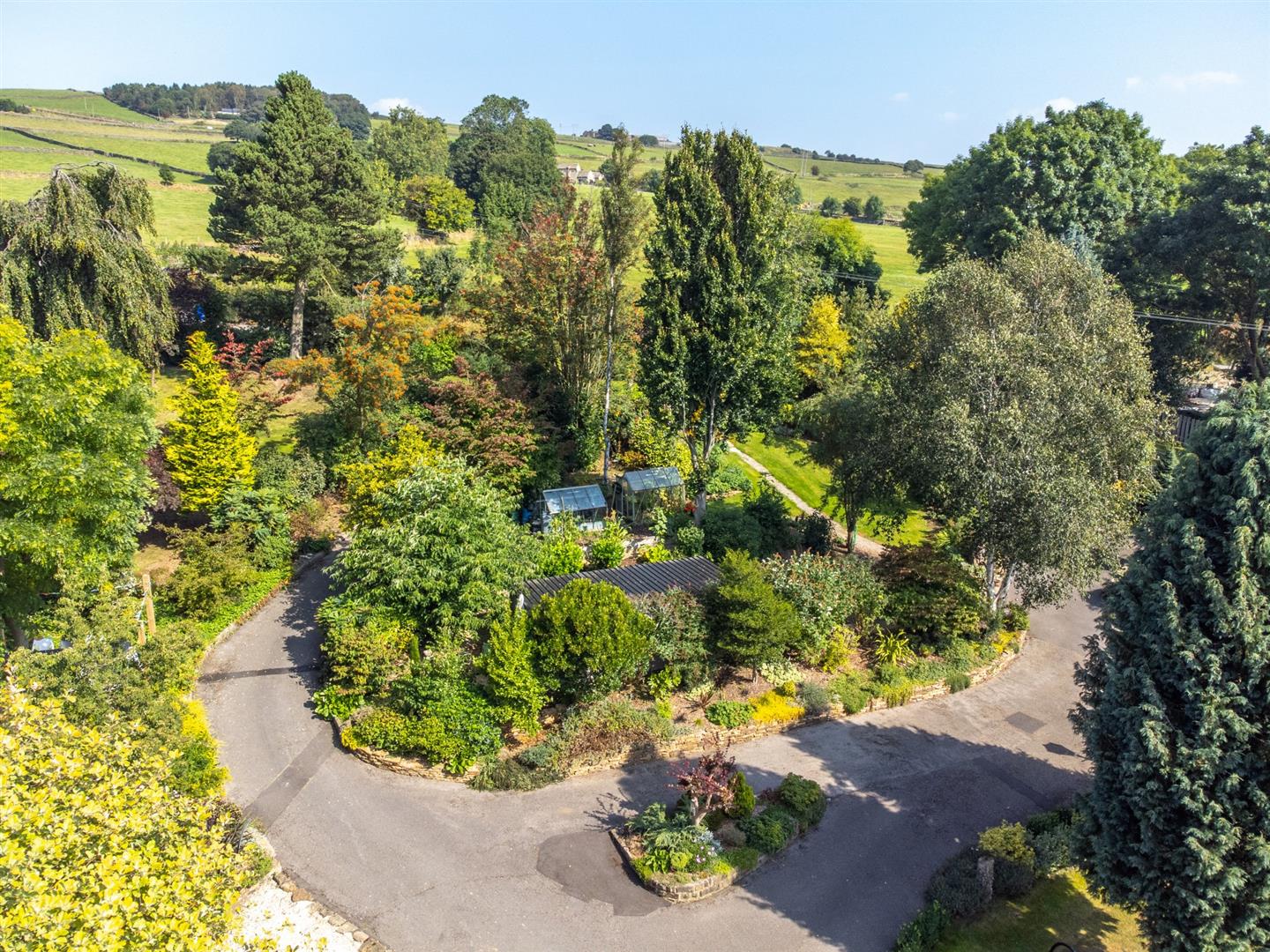Rhinegold, Hollin House Lane, Loxley, Sheffield, S6 6RG