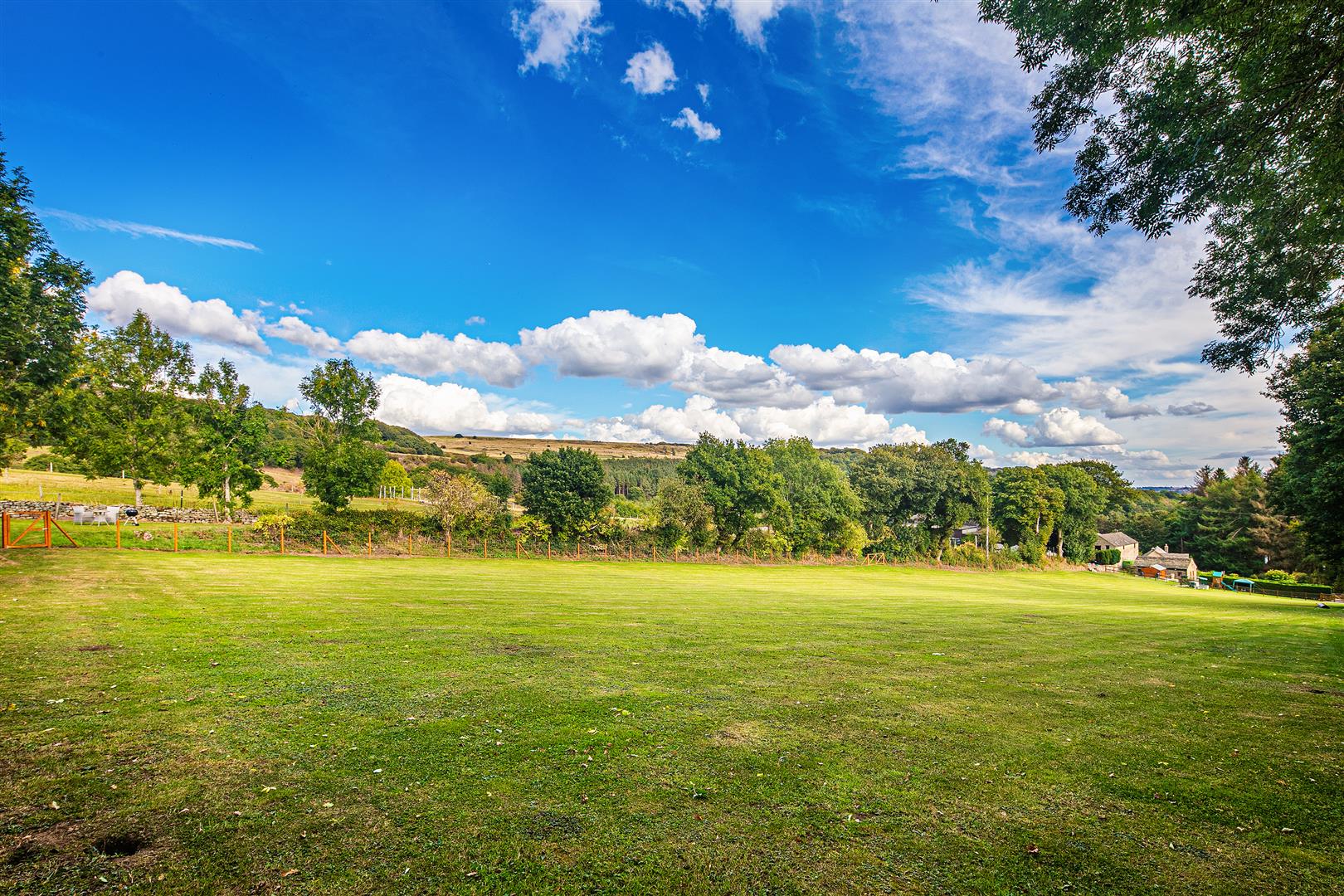 Smallfield Cottage, Smallfield Lane, High Bradfield, Sheffield, S6 6LJ