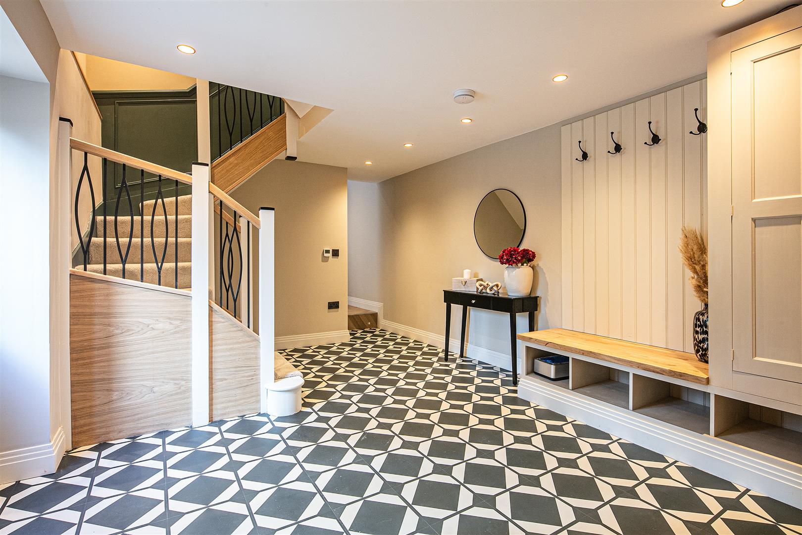 8, Sandbeck Place, Sheffield, S11 8XP