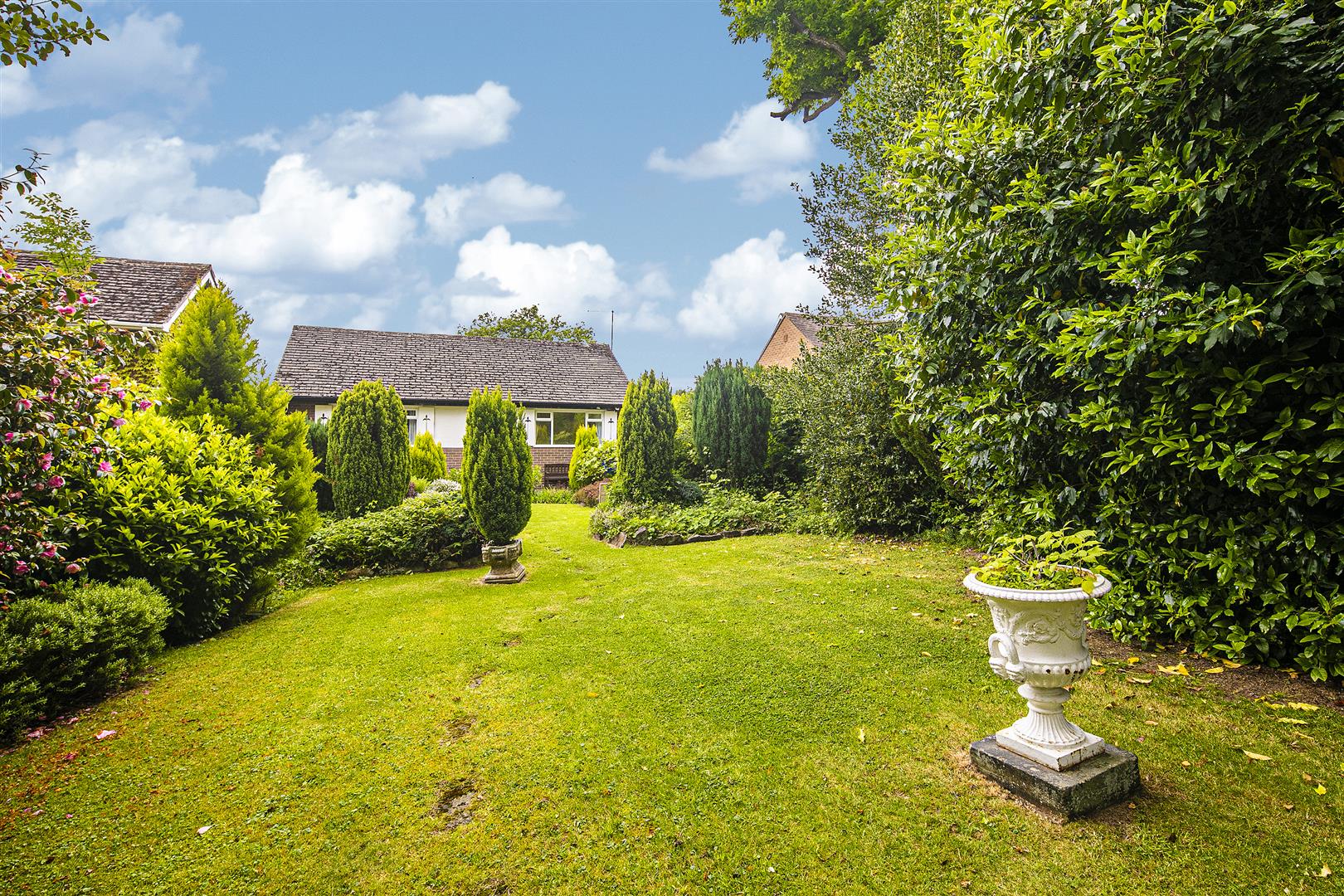 46, Burlington Road, Dore, Sheffield, S17 3NQ
