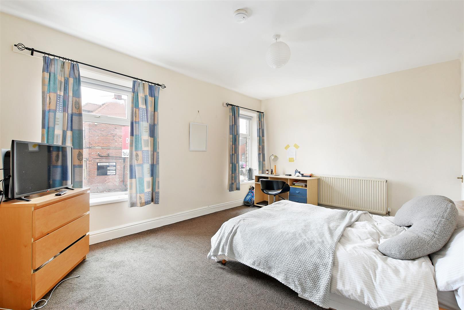 26, Lydgate Lane, Crookes, Sheffield, S10 5FH