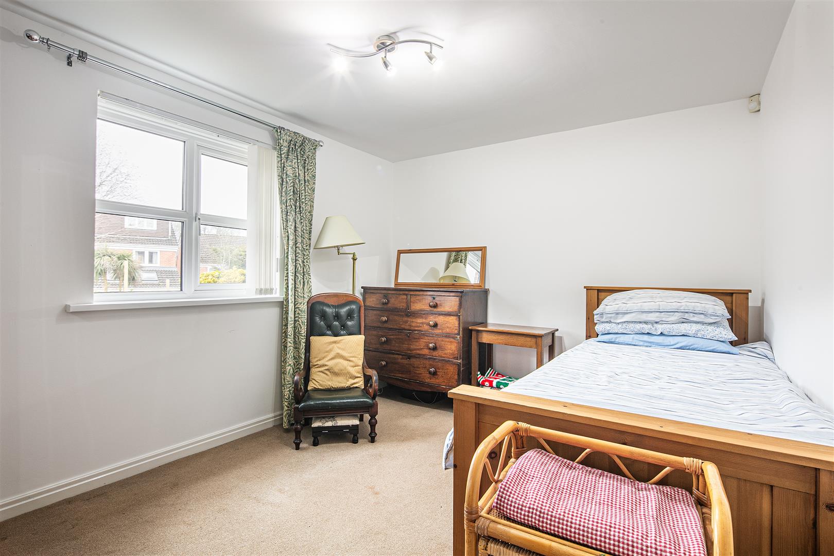 48, St. Francis Close, Crosspool, Sheffield, S10 5SX