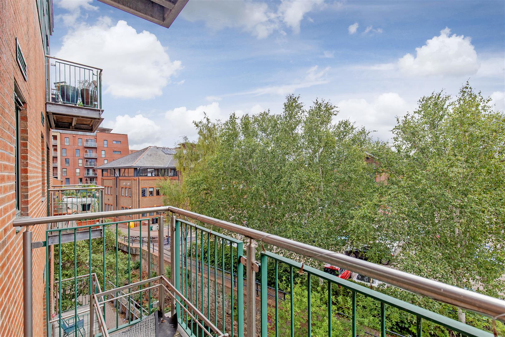 50 Draymans Court, Ecclesall Road, Porter Brook, Sheffield, S11 8HH