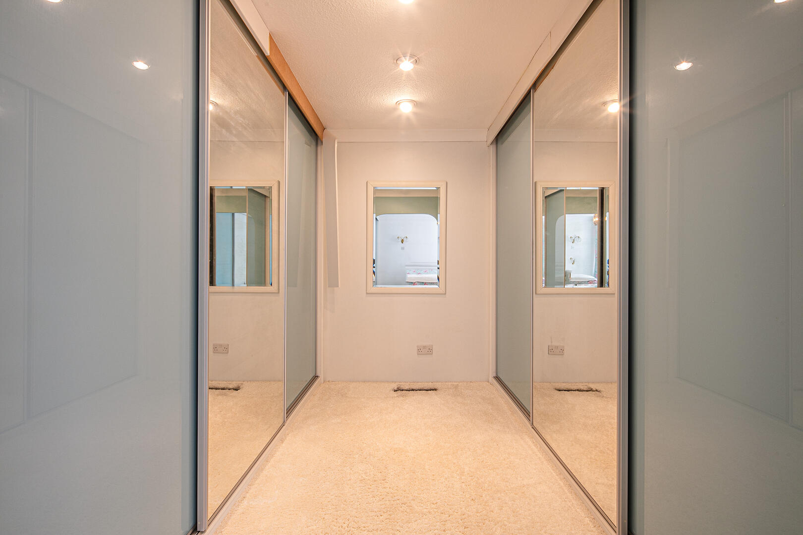 1, Thornsett Gardens, Sheffield, S17 3PP