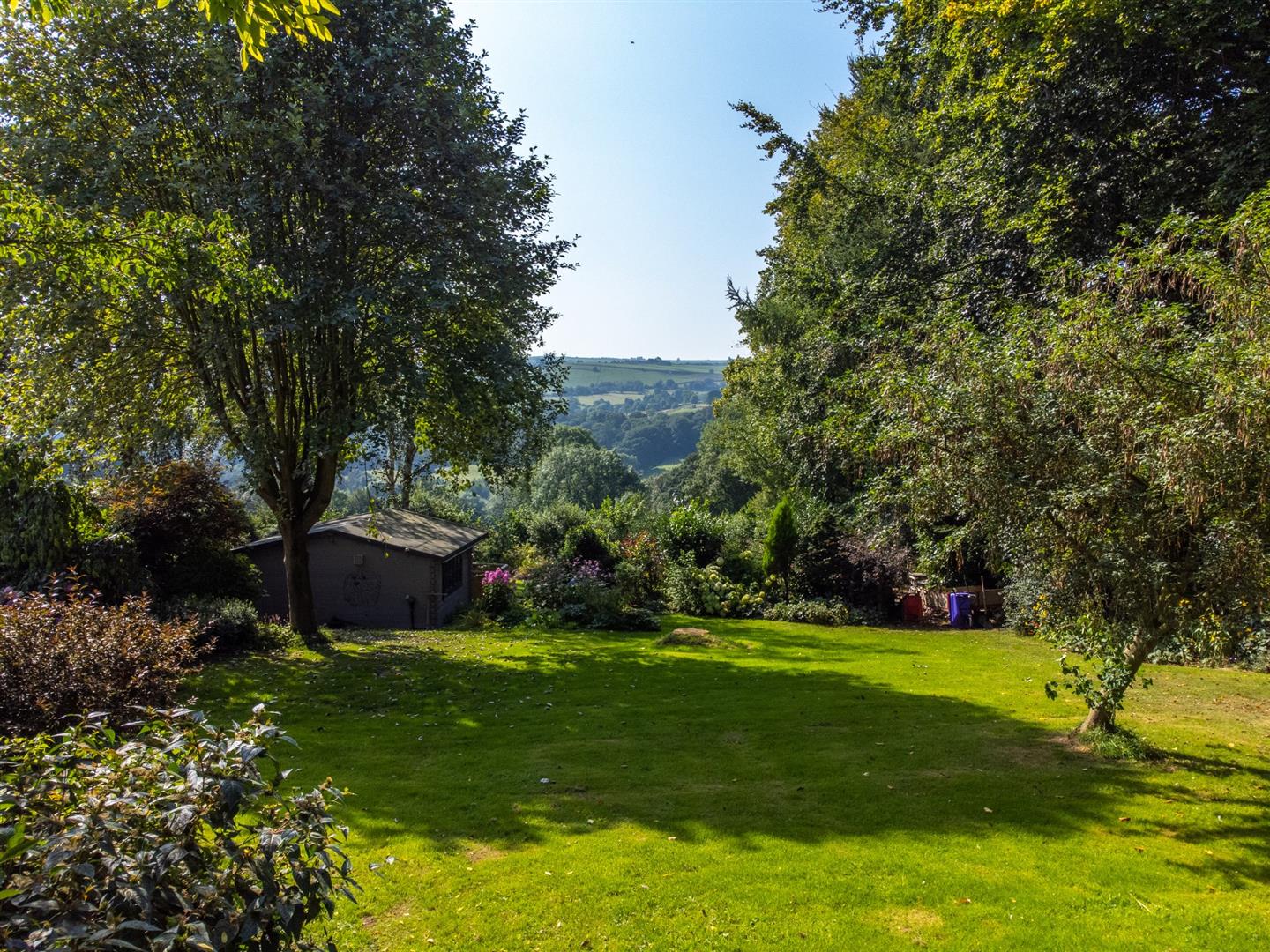 Rhinegold, Hollin House Lane, Loxley, Sheffield, S6 6RG
