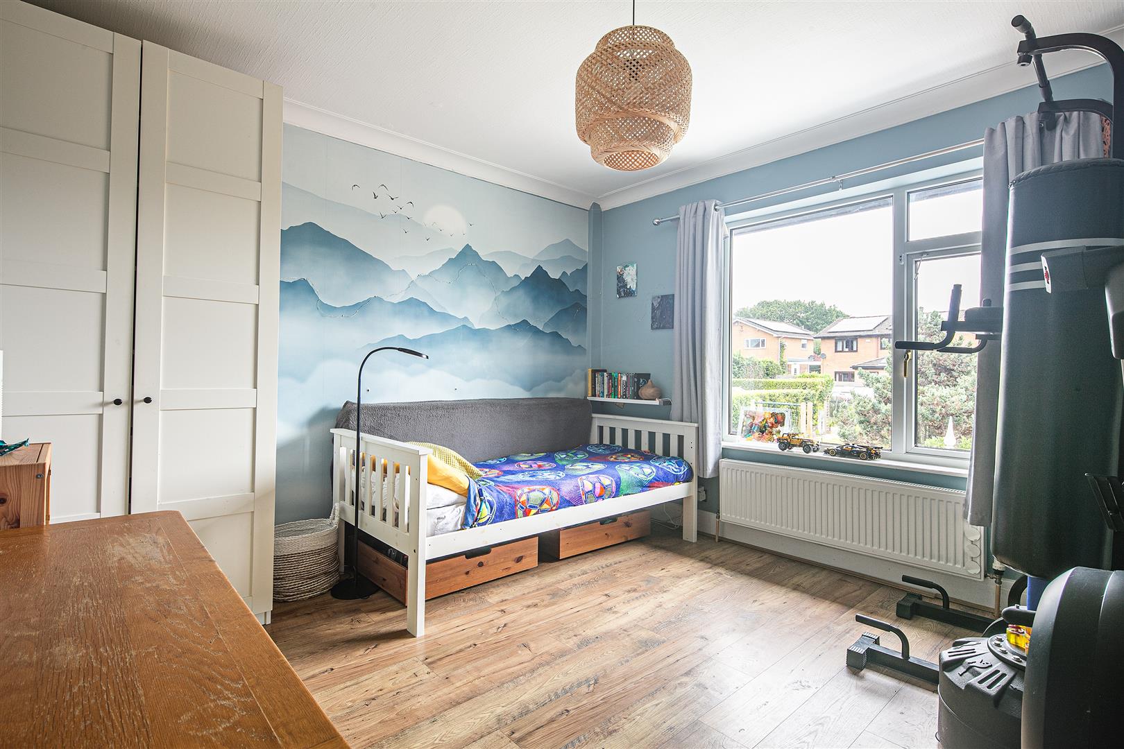 44, Furniss Avenue, Dore, Sheffield, S17 3QL
