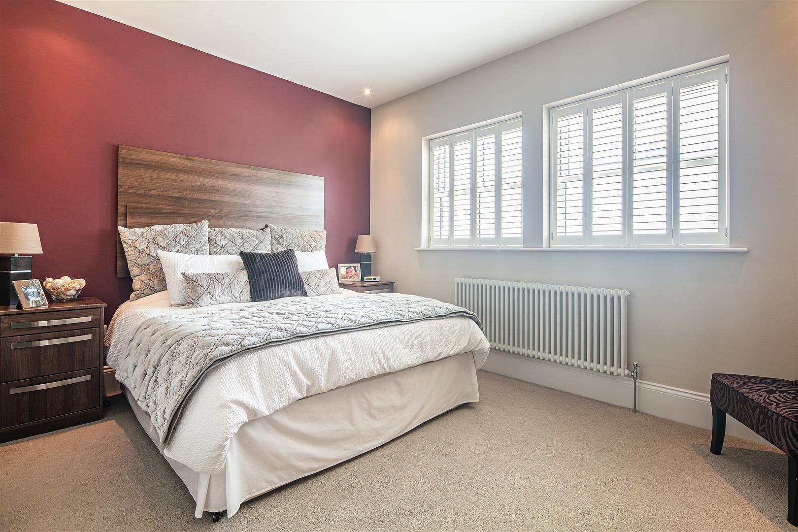 Rock Mount, Lindrick Dale, Lindrick, Nr Sheffield, S81 8BB