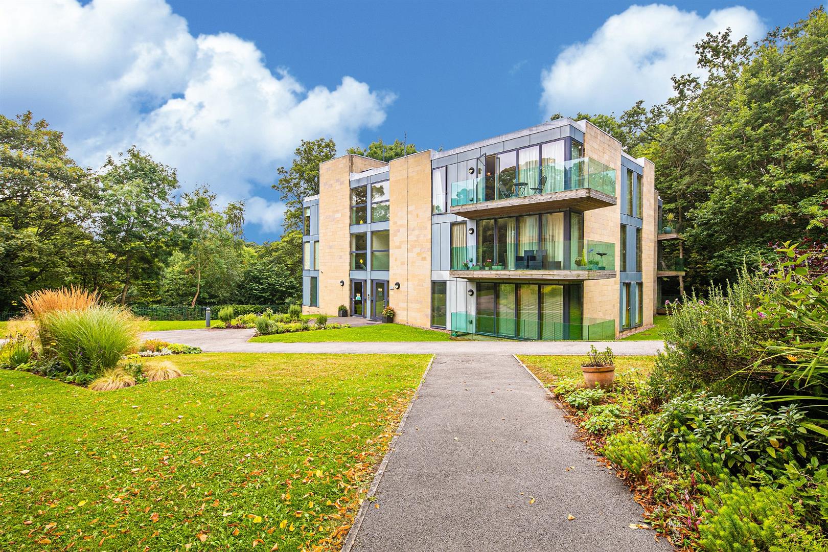 8 Bluebell House, 43, Riverdale Road, Endcliffe Park, Sheffield, S10 3FZ