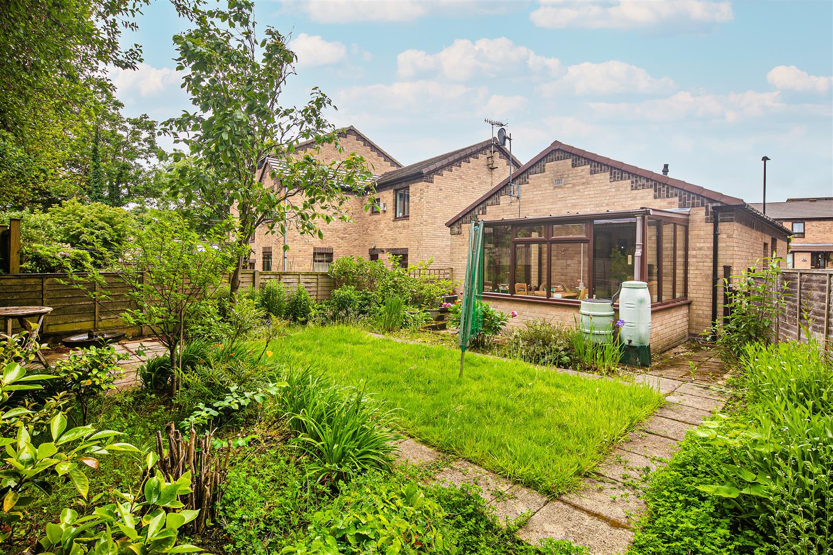 42, Wessex Gardens, Dore, Sheffield, S17 3PQ
