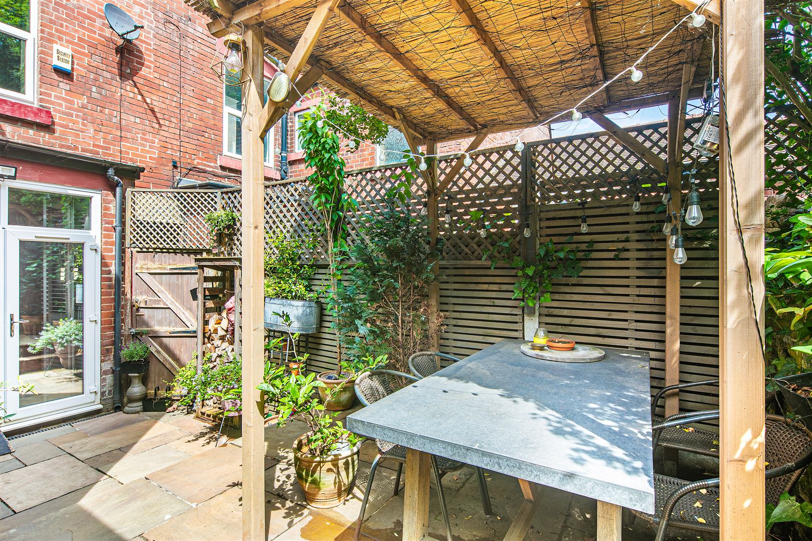 729, Ecclesall Road, Sheffield, S11 8TG