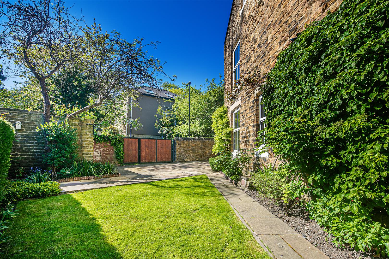 4, Mackenzie Crescent, Sheffield, S10 2BU