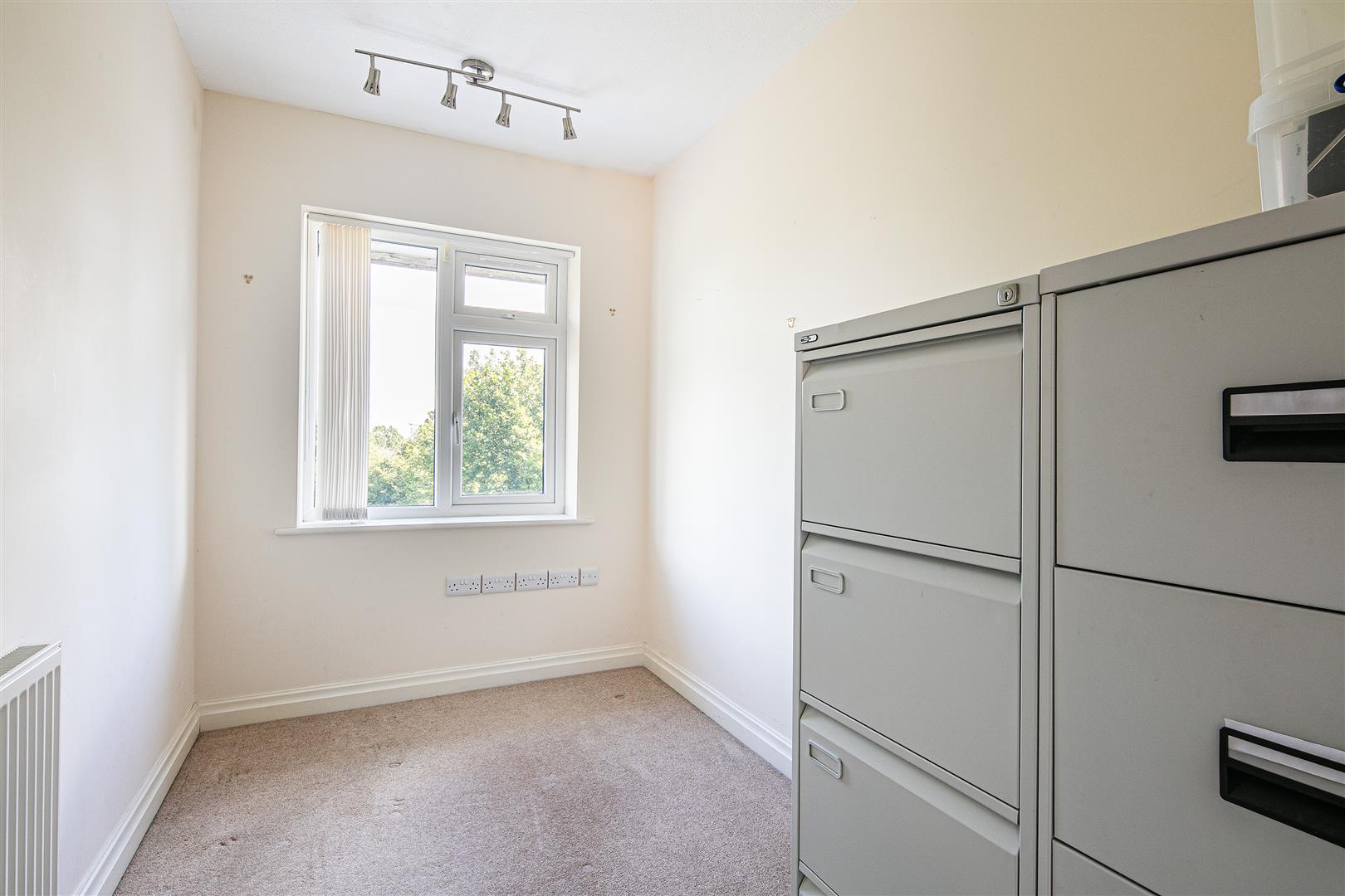 15, Newfield Crescent, Sheffield, S17 3DE