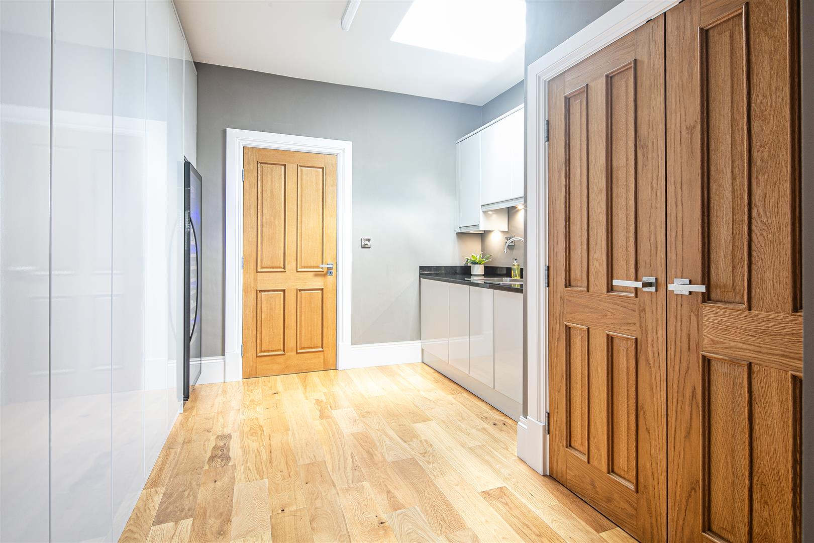 Rock Mount, Lindrick Dale, Lindrick, Nr Sheffield, S81 8BB