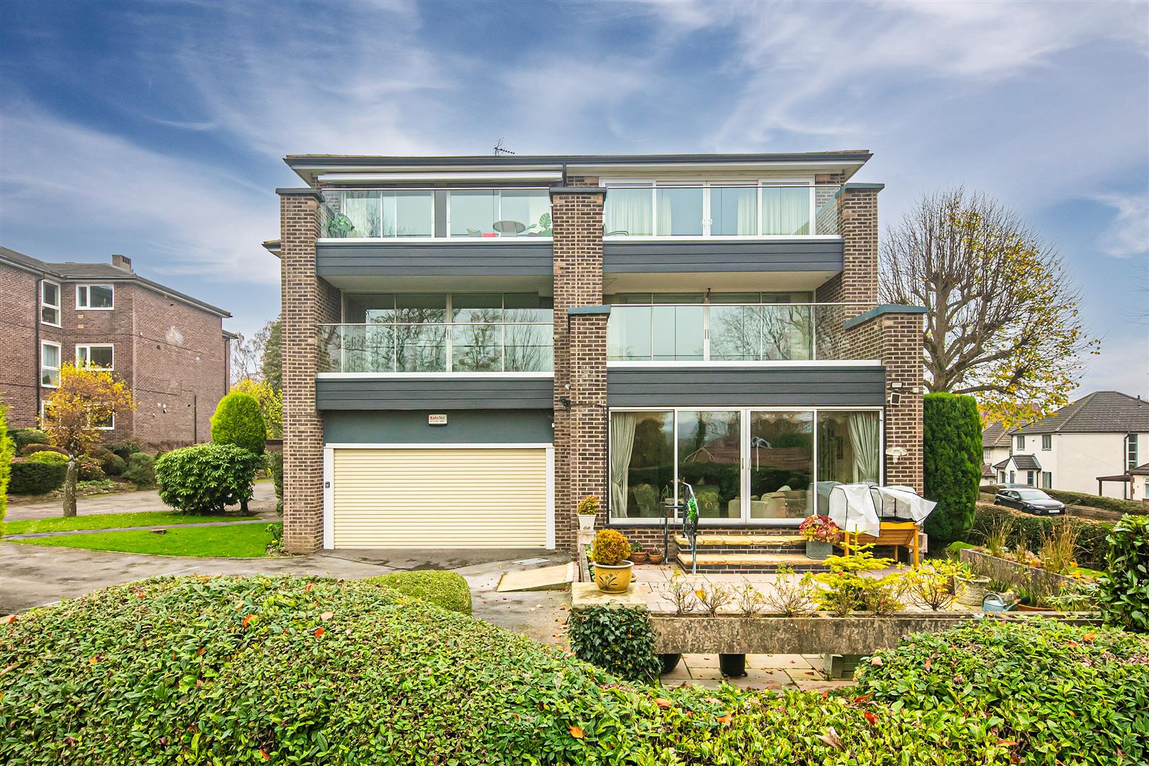 5 Southbourne Court, Drury Lane, Dore, Sheffield, S17 3GG