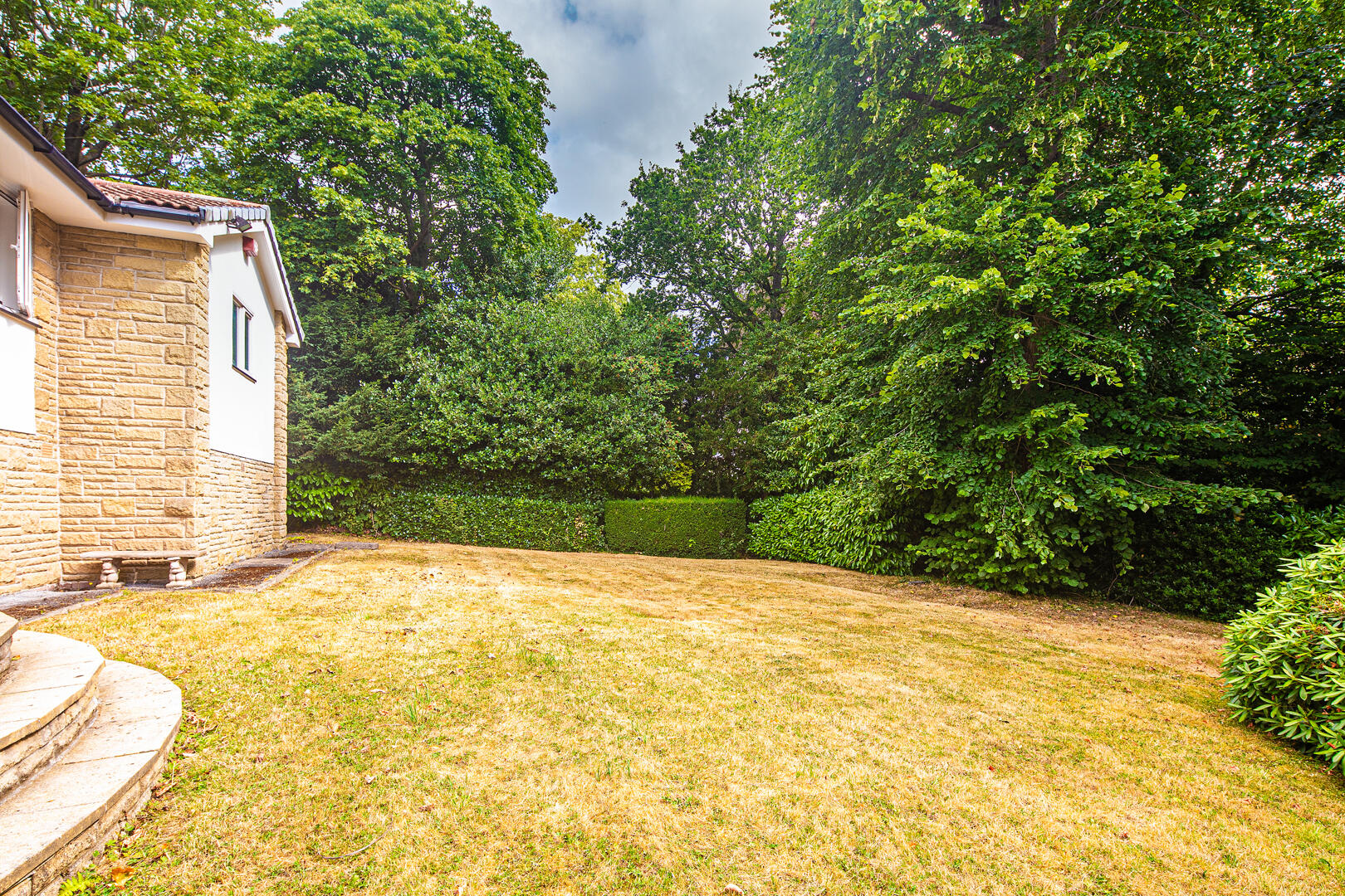 1, Thornsett Gardens, Sheffield, S17 3PP