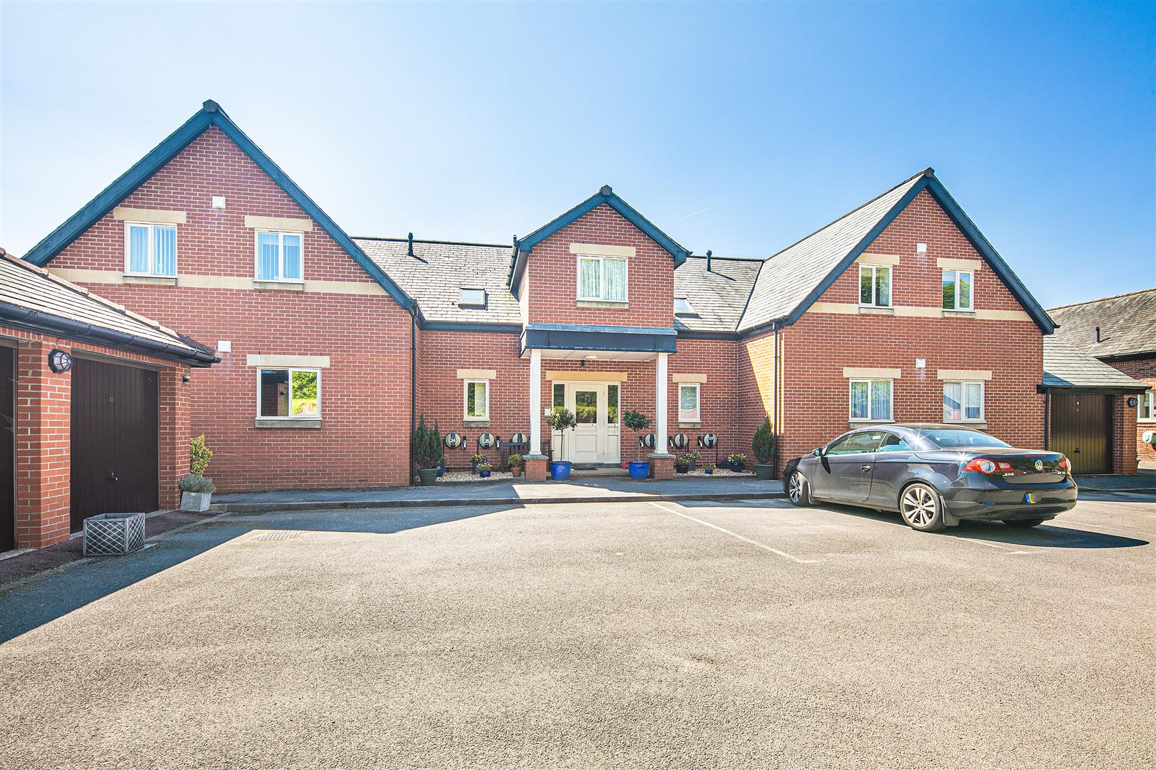 26 Mayfield Heights, Brookhouse Hill, Fulwood, Sheffield, S10 3TT