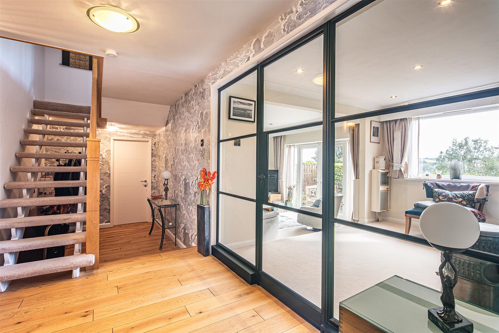 12, Blacka Moor View, Dore, Sheffield, S17 3GZ