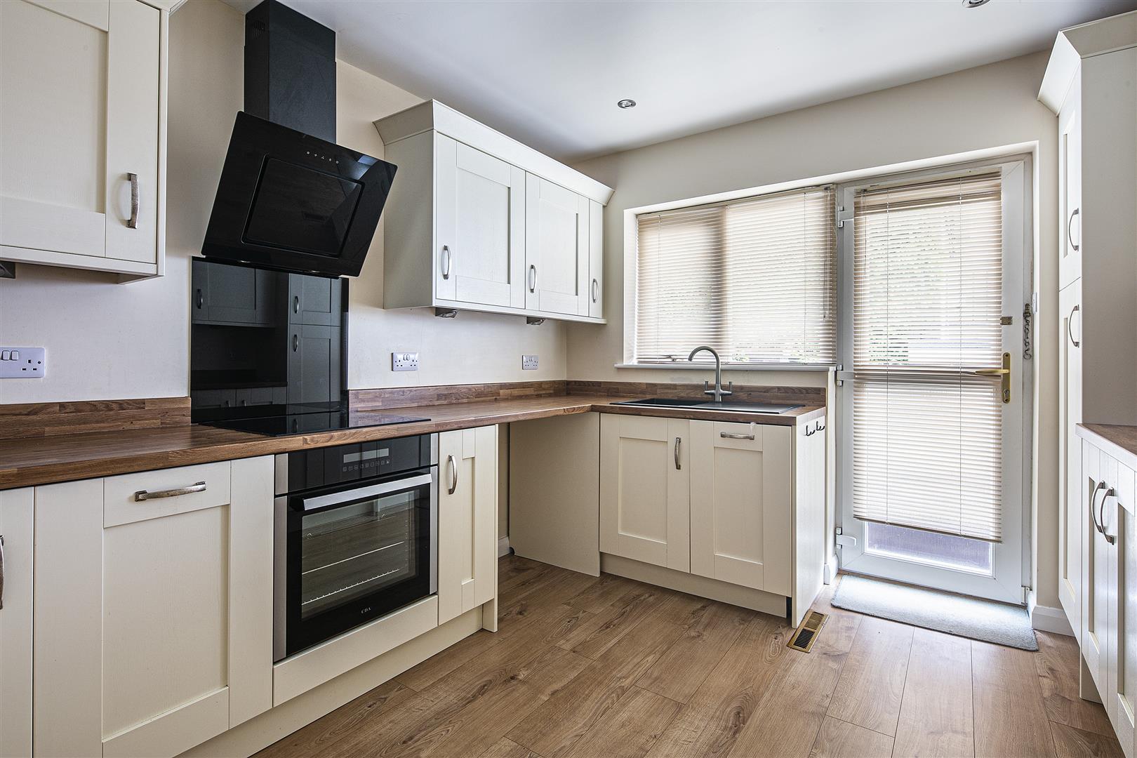 46, Burlington Road, Dore, Sheffield, S17 3NQ