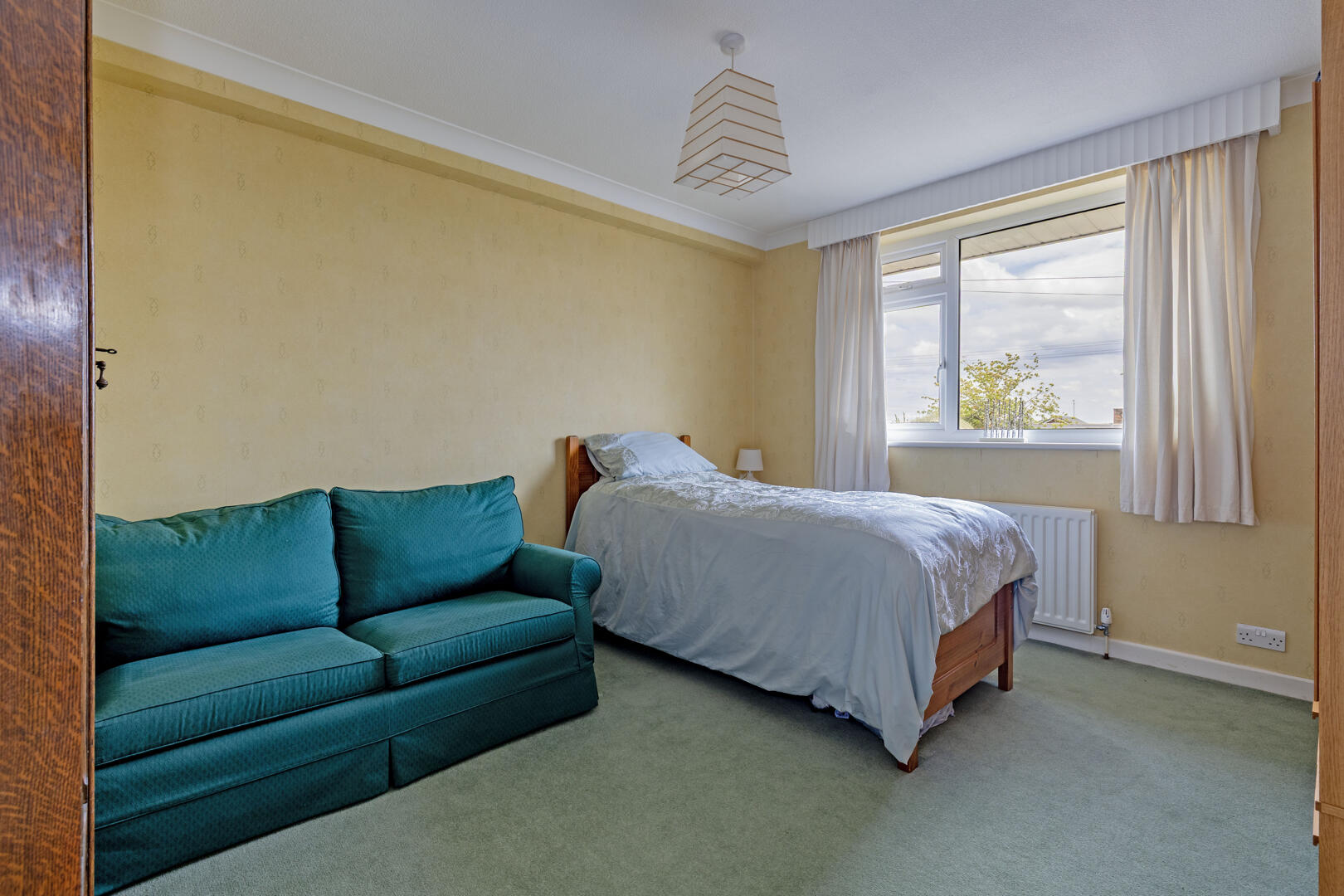8, Gilleyfield Avenue, Dore, Sheffield, S17 3NS