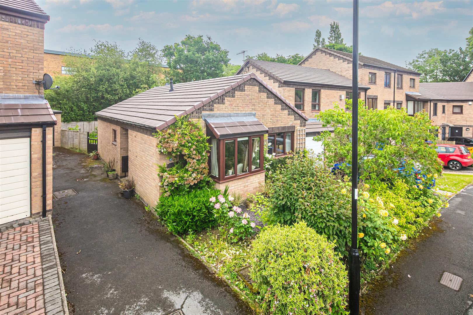 42, Wessex Gardens, Dore, Sheffield, S17 3PQ