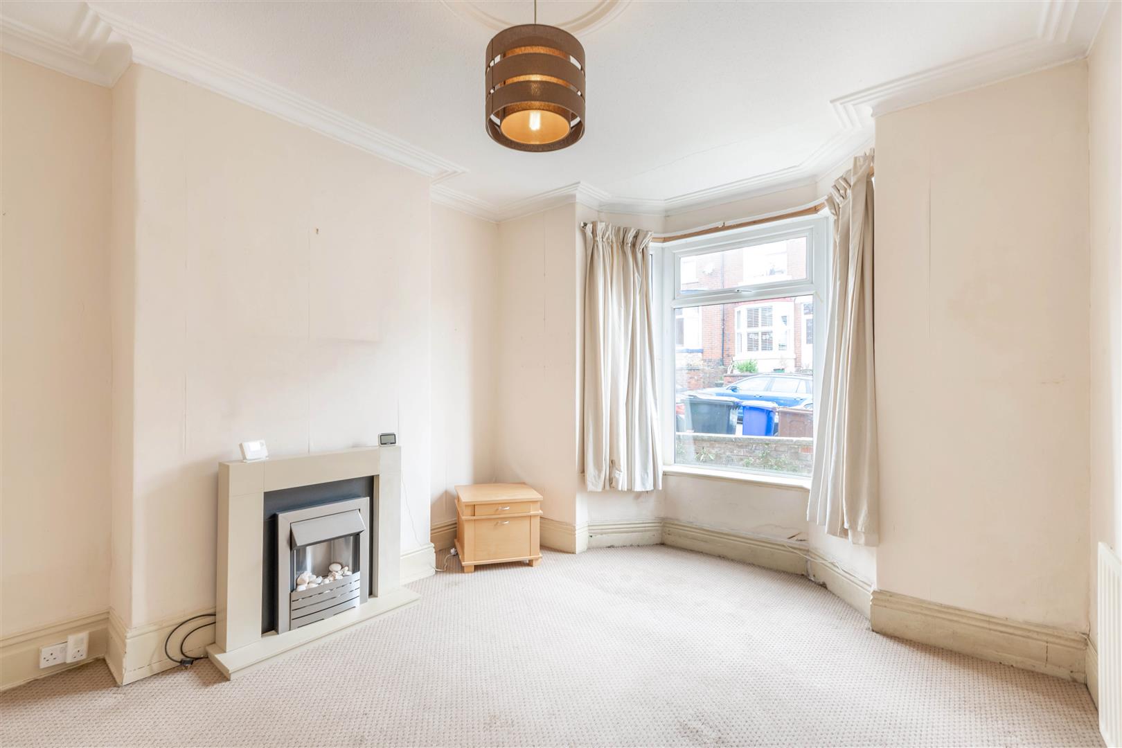 33, Frickley Road, Nether Green, Sheffield, S11 7EX