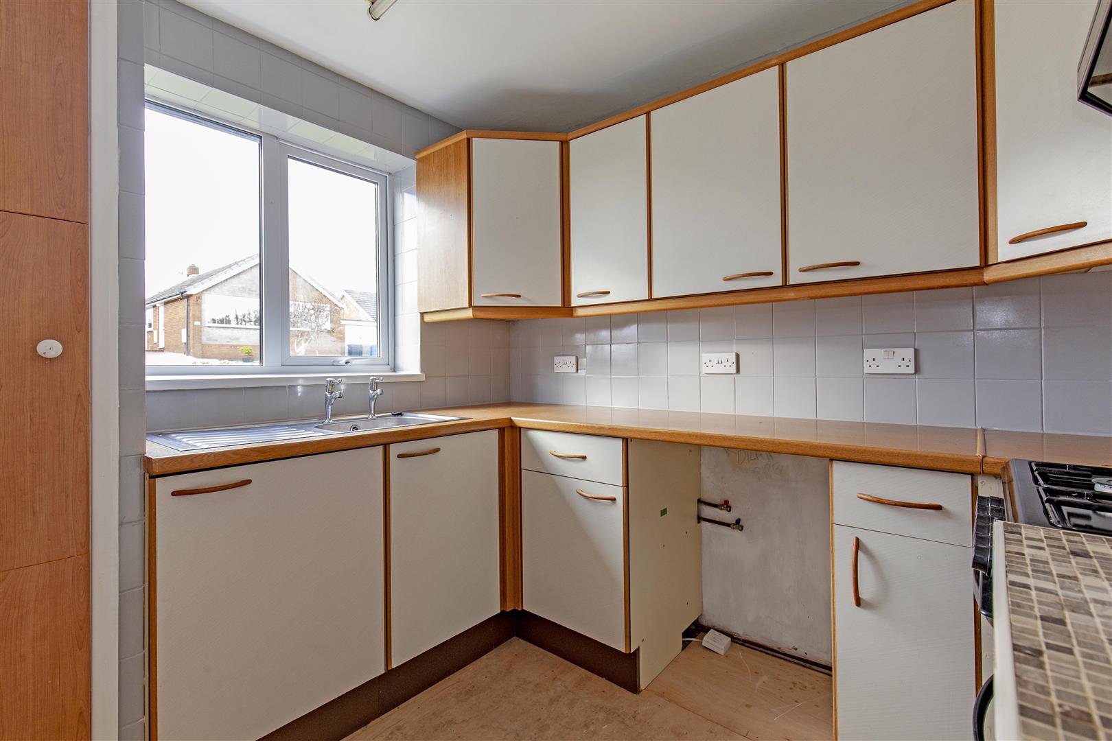 49, Howard Drive, Old Whittington, Chesterfield, S41 9JU