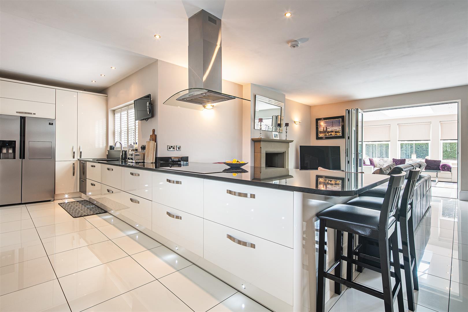 Rock Mount, Lindrick Dale, Lindrick, Nr Sheffield, S81 8BB