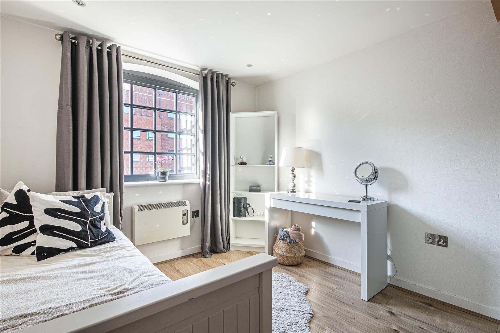Flat 37, City Wharf, Nursery Street, West Bar, Sheffield, S3 8GF